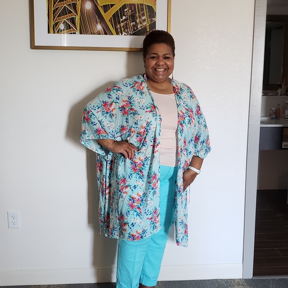 Meet your Posher, Linda - Picture 3 of 3